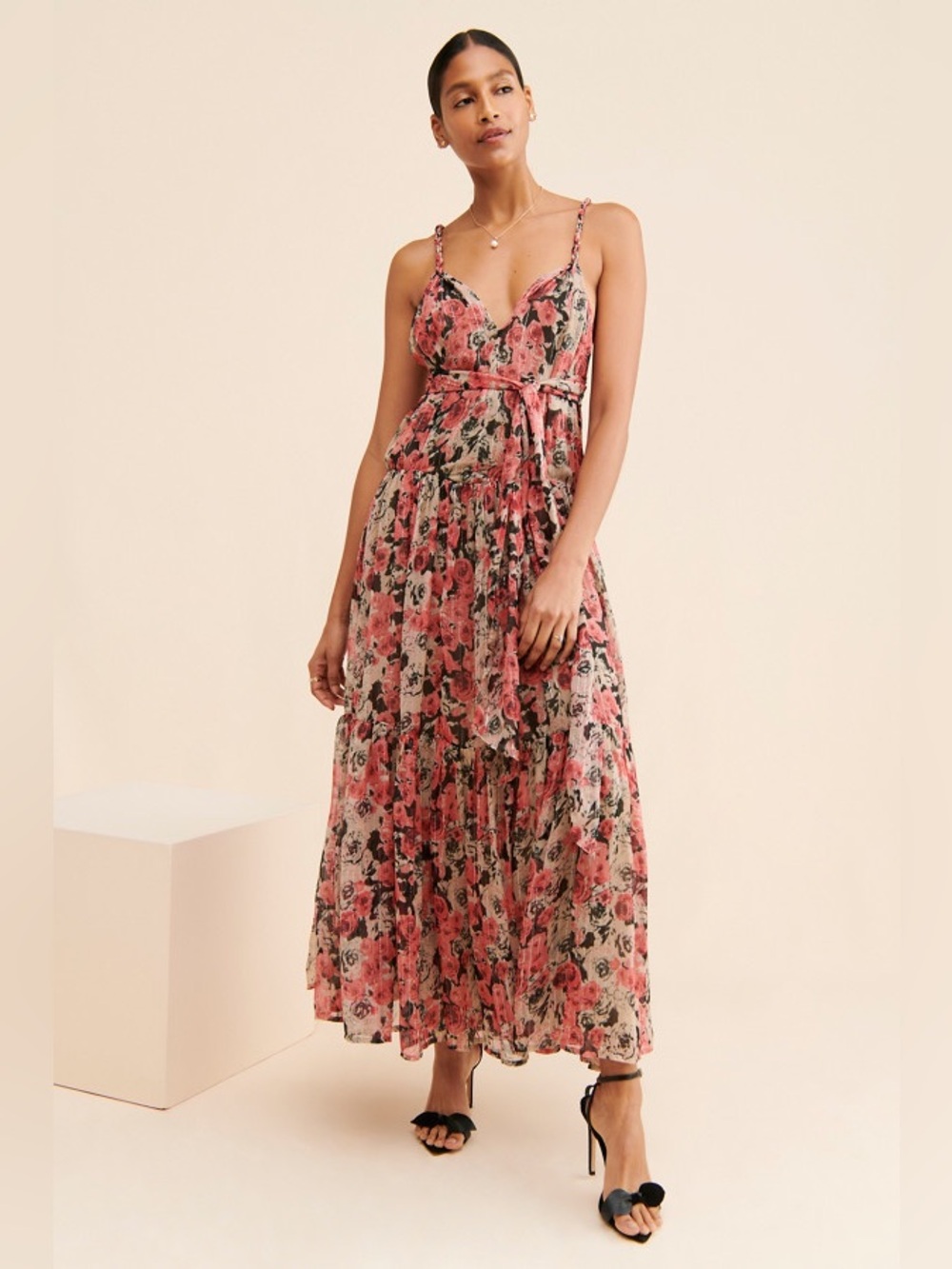 ASTR the Label Eartha Maxi Floral Dress with Tie Waist, New without tags
